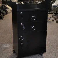 ترولی چوبی آرایشگاهی پایه سشوار میز کاشت ناخن|آرایشگاه و سالنهای زیبایی|مشهد, موسوی قوچانی|دیوار