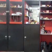 ۴ عدد کمد که سالم و تمیز بدون شکستگی