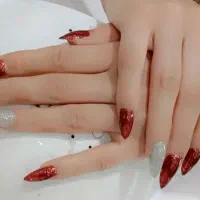 کاشت ناخن تخصصی آف ویژه ، و آموزش کلیه رشته ها