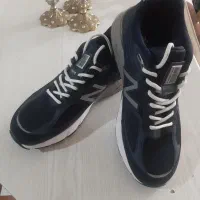 یک جفت کفش مردانه نیوبالانس نو