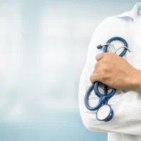 استخدام پزشک عمومی خانم