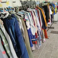 لباس پخش|لباس|مشهد, شیرودی|دیوار