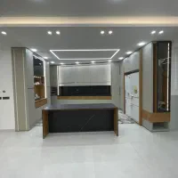 کابینت. کمدیواری. دکور فروشگاهی