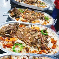 سراشپز ایرانی لبنانی هستم