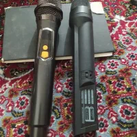 دوعدد میکروفن بیسیم با یه عدد بنجو افغانی