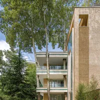 اجاره ویلای ۲۱۰۰متری لوکس(مناسب انواع کار و سکونت)