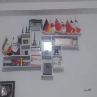 به یک منشی و بازار یاب جهت همکاری با مدیر عامل