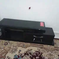 میز تلویزیون در حد نو