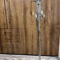 چوب لباسی استیل در حد نو