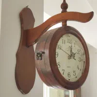 ساعت دوطرفه چوبی