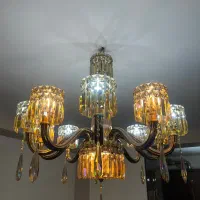 دو عدد لوستر- یکی ۱۰شاخه کریستال و یکی چوبی کلاسیک|لوستر و چراغ آویز|پردیس, فاز ۸|دیوار