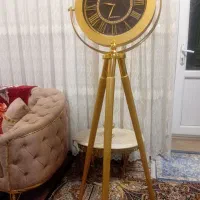 ساعت ایستاده
