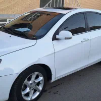 جیلی مدل ۲۰۱۳ کم کار