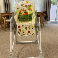 صندلی غذا کاملا نو و سالم|تخت و صندلی بچه|ابریشم, |دیوار