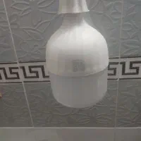 تعدادی لامپ شصت وات