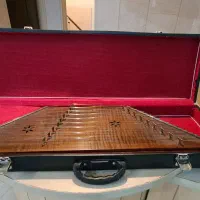 فروش یکدستگاه سنتور ساخت بهادری