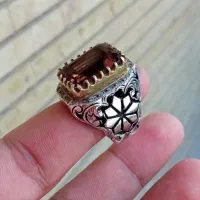 انگشتر و تسبیح