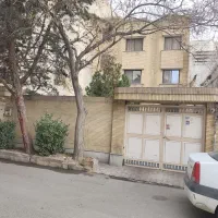 واحد-بسیار-شیک-در-خ-داورزنی