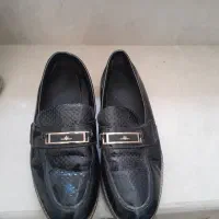 کفش ورزشی نوجوان|کیف، کفش، کمربند|اراک, |دیوار