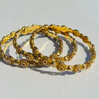 النگو زیبا،۲۵۰بالای تابلو،