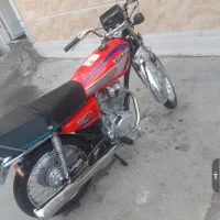 هندا ۱۲۵کاربرات خشک|موتورسیکلت|شیراز, شهرک امام حسین|دیوار