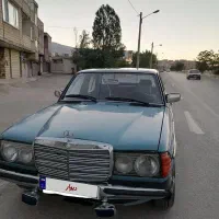 مرسدس بنز دانشجویی