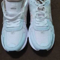 یک عدد کتونی سایز ۴۲