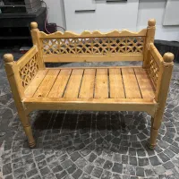 تخت سنتی چوبی راش با کفی و بالشتک ترمه|صندلی و نیمکت|یزد, |دیوار