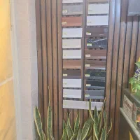 نصب انواع قرنیز وکاغذ دیواری پارکت