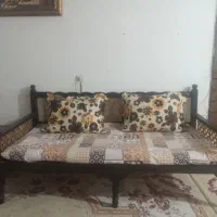 تخت سنتی همراه با میز|مبلمان خانگی و میز عسلی|اسلام‌شهر, شهرک سعیدیه|دیوار