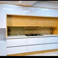 به یک حساب دار نیازمندیم