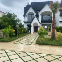 ویلا تریبلکس نما انگلیسی،استخردار،اسانسور،۵خواب