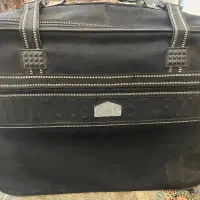 چمدان مسافرتی