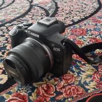 دوربین میرورلس canon R50 با کیت ۴۵-۱۸ میلیمتری