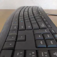 کیبورد حرفه ای ماکروسافت|قطعات و لوازم جانبی رایانه|پرند, فاز ۲|دیوار