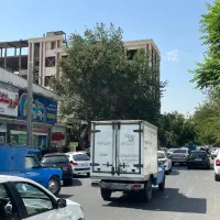 فروش مغازه بر اصلی انبار نفت(بازار مواد غذایی