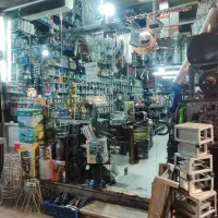 به یک فروشنده نیازمندیم