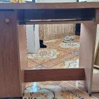 میز کامپیوتر سالم