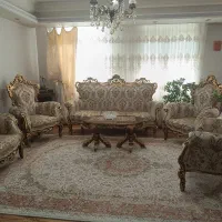 مبل و میز ناهارخوری