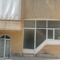 اجاره ساختمانی دو طبقه در ملک شهر