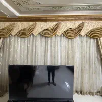 پرده با کتیبه چوبی