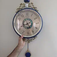 یک عدد ساعت دیوار خارجی