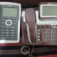 تلفن رو میزی