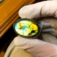 انگشتر نقره تماما دستساز با نگین لابرادوریت