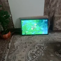 تلویزیون|تلویزیون و پروژکتور|اسفرورین, |دیوار