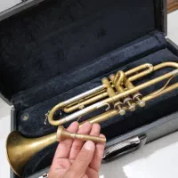 ترومپت اصل یاماها 232|سازهای بادی|قم, پردیسان|دیوار