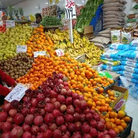 شاگرد میوه فروشی