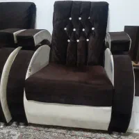 مبل ۷ نفره کارکرده|مبلمان خانگی و میز عسلی|رشت, باهنر|دیوار