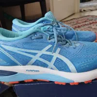 کتونی asics ویتنام