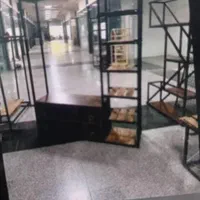 دو طرف رخت دار رگال قفسه دار|بندرخت و رخت‌آویز|تهران, نعمت‌آباد|دیوار